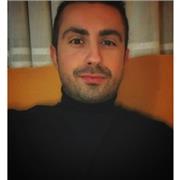 Monitor de pádel imparte clases a aficionados y gente con ganas de aprender